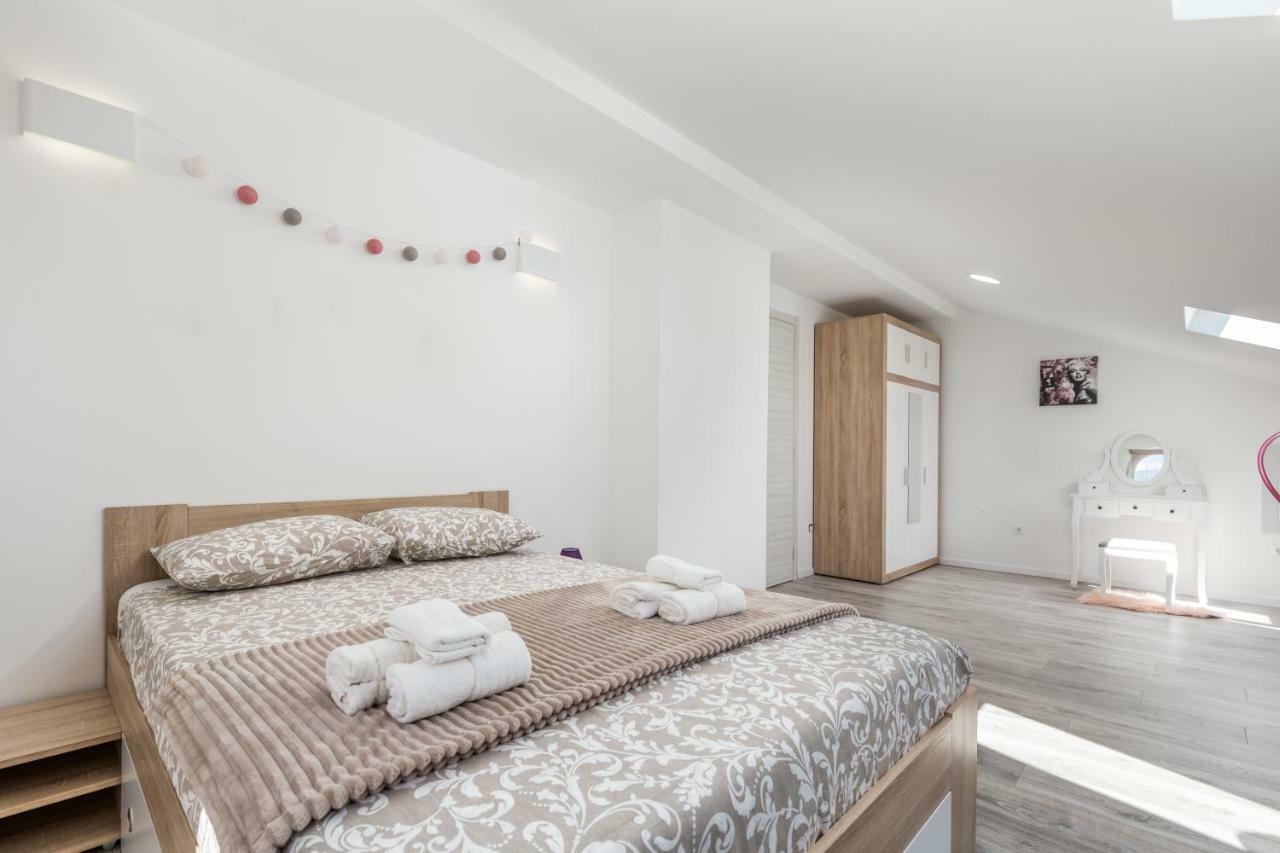 Luxury Apartment La Es Marčelji Exteriér fotografie